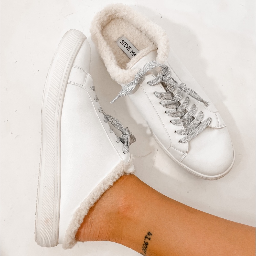 Steve Madden Alka fleece sneakers white Sherpa 9